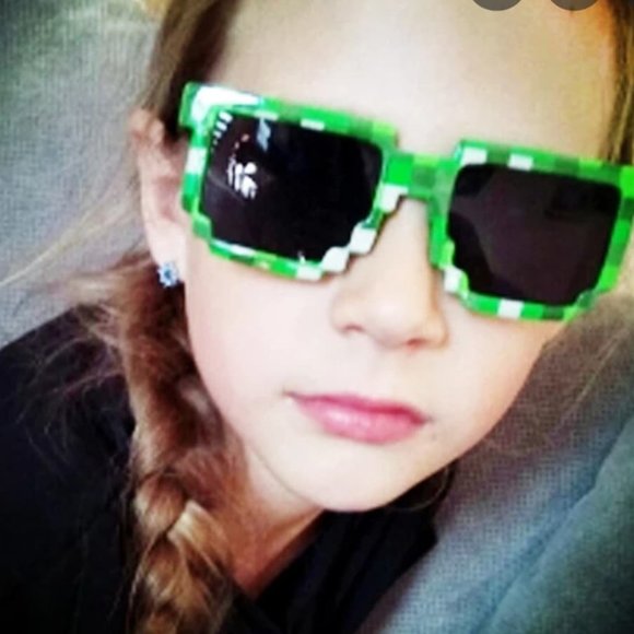 Minecraft Sunglasses - Picture 13 of 13